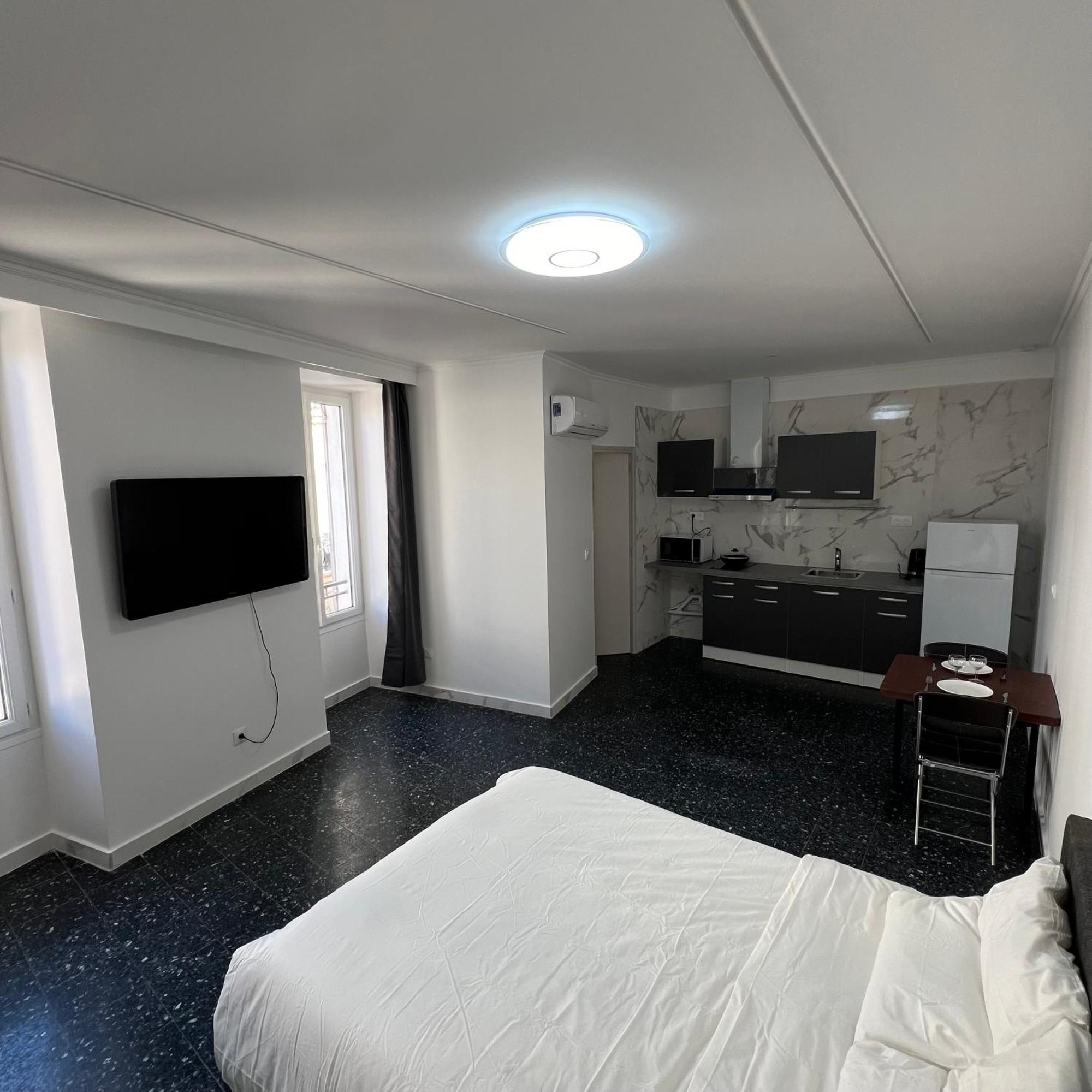 Suite St Charles, Canebiere, Vieux-Port มาร์กเซย ภายนอก รูปภาพ